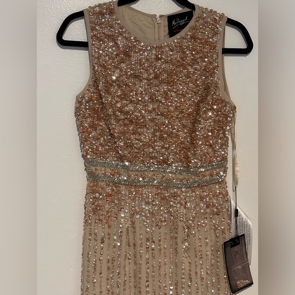 MAC DUGGAL SLEEVELESS HIGH NECK BEADED MIDI SHEATH DRESS - Picture 6 of 10